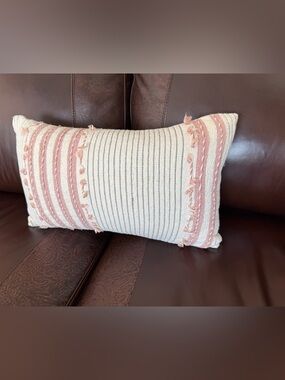 Magnolia home toss pillow mauve pink and cream with hint of black 19” L 12” T